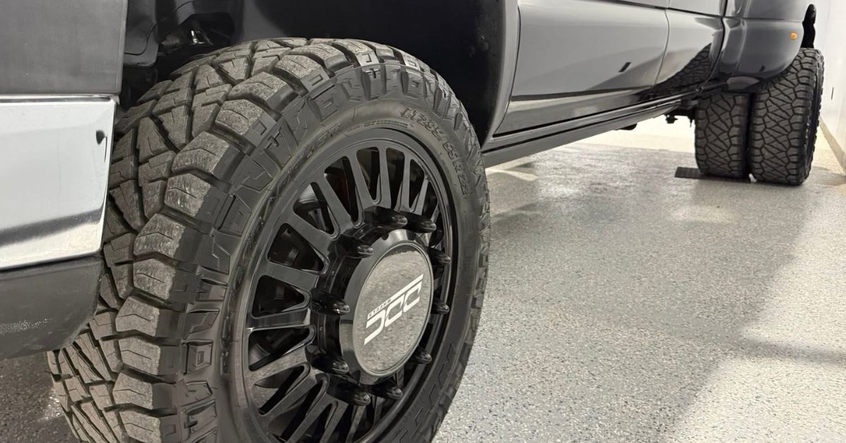 What To Know About Fuel Economy While Towing With a Dually